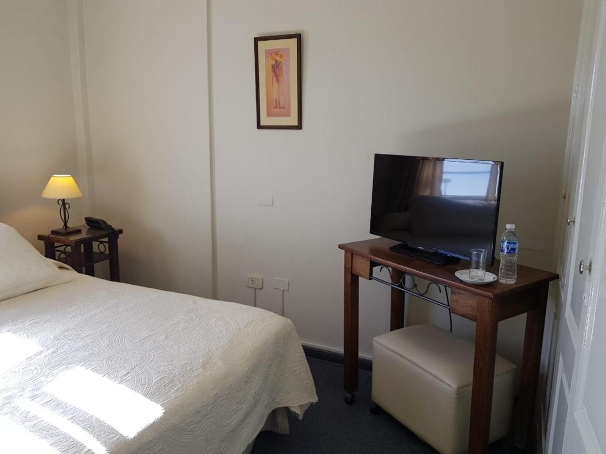Hotel Ariosto メンドーサ エクステリア 写真