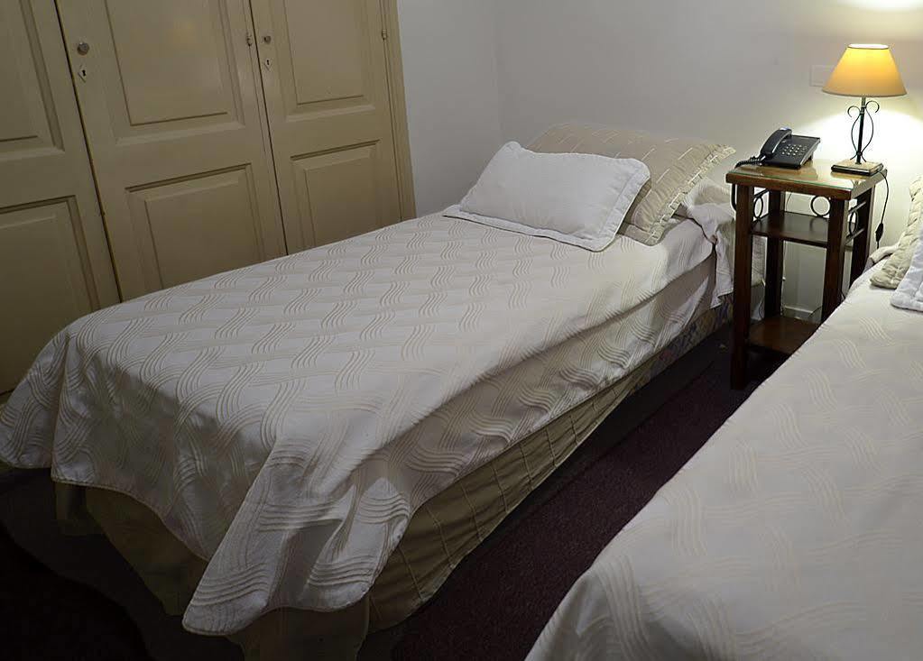Hotel Ariosto メンドーサ エクステリア 写真
